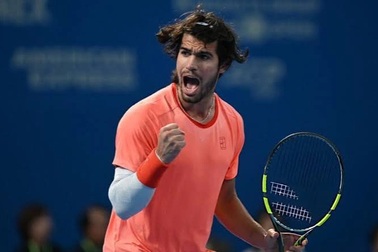 Alcaraz, Zverev khởi đầu vất vả ở giải ATP 500 tại châu Á