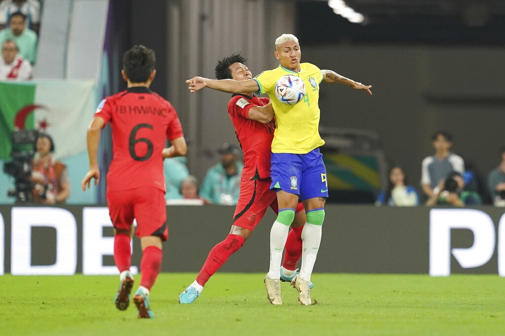 Brazil thắng đậm Hàn Quốc: Bộ tứ huyền ảo và đêm thăng hoa của điệu samba - 1 Brazil thắng đậm Hàn Quốc: Bộ tứ huyền ảo và đêm thăng hoa của điệu samba - 1