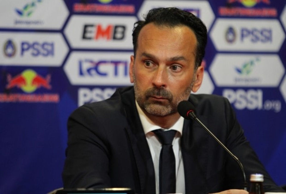 Cựu HLV đội Thanh Hóa tuyên bố FIFA xử ông thắng kiện bầu Đệ - 1 Cựu HLV đội Thanh Hóa tuyên bố FIFA xử ông thắng kiện bầu Đệ - 1