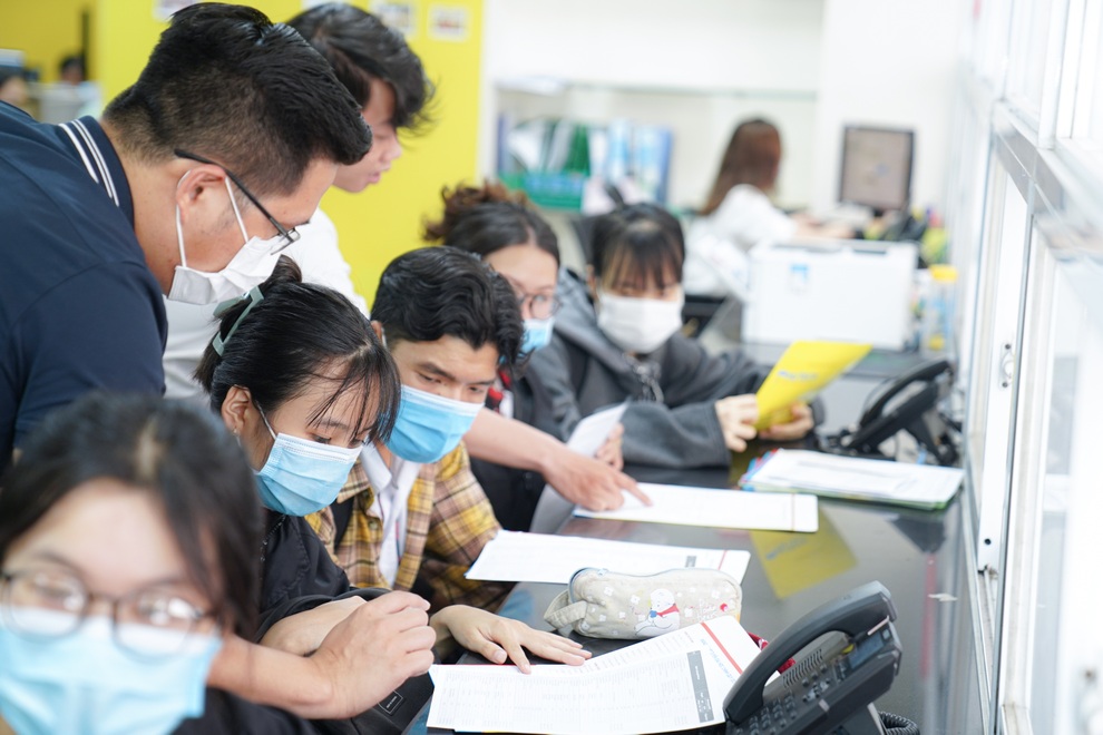 Trường ĐH Văn Lang, ĐH Công nghệ TPHCM công bố điểm chuẩn năng lực, học bạ - 1 Trường ĐH Văn Lang, ĐH Công nghệ TPHCM công bố điểm chuẩn năng lực, học bạ - 1