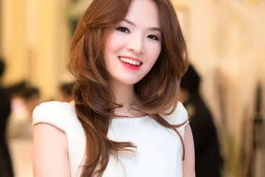 Đan Lê xinh đẹp hút hồn tại sự kiện