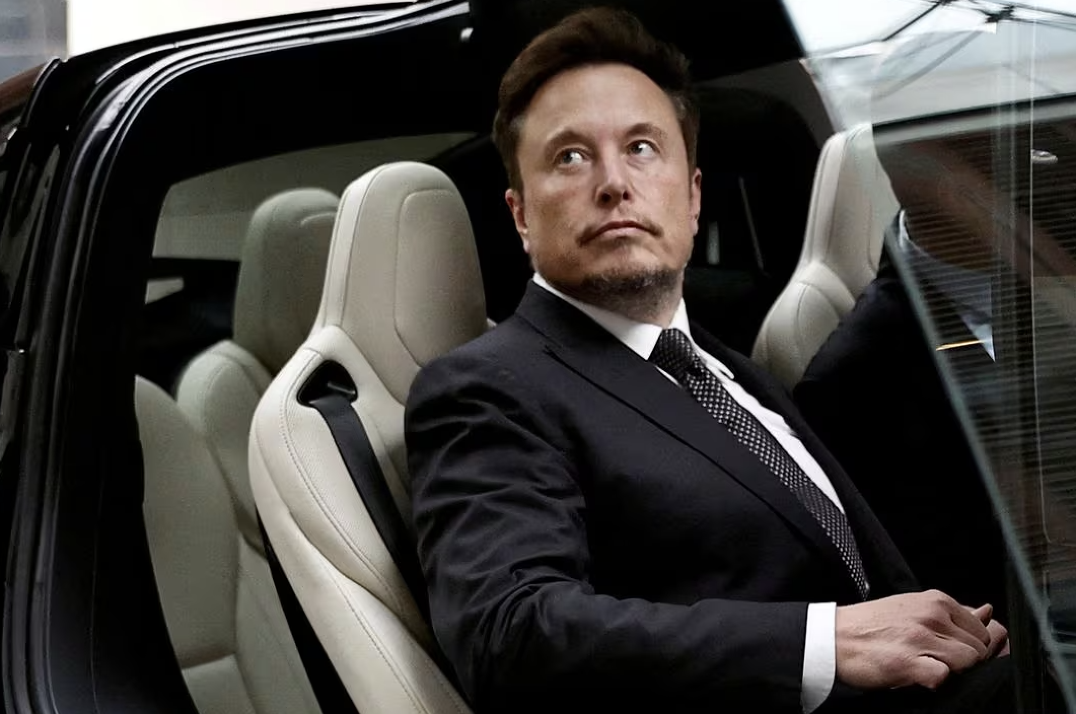 Elon Musk chuyển từ cười nhạo sang khen xe điện Trung Quốc - 1