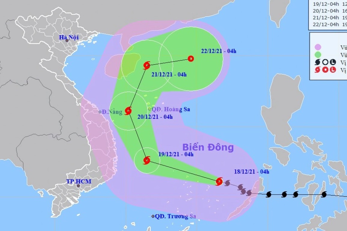 Bão số 9 giữ nguyên cường độ mạnh, tiến gần Trường Sa - 1 Bão số 9 giữ nguyên cường độ mạnh, tiến gần Trường Sa - 1