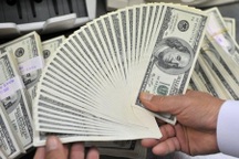 Đồng USD mất giá "thảm" vì chính phủ Mỹ đóng cửa