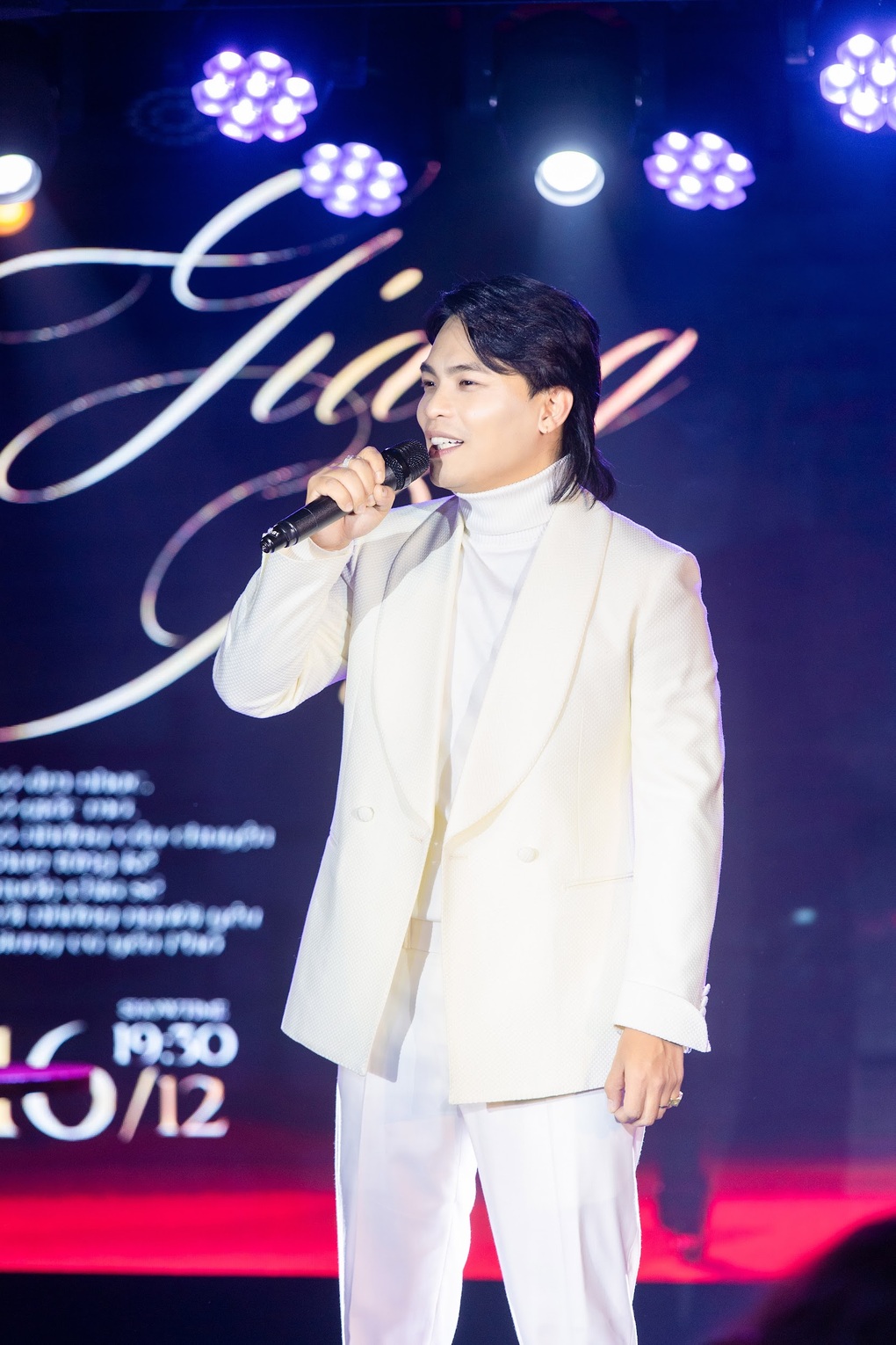 Nhạc sĩ Dương Trường Giang gửi gắm tình yêu Hà Nội qua MV mới - 1 Nhạc sĩ Dương Trường Giang gửi gắm tình yêu Hà Nội qua MV mới - 1