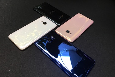 Cận cảnh HTC U Play đầu tiên tại Việt Nam