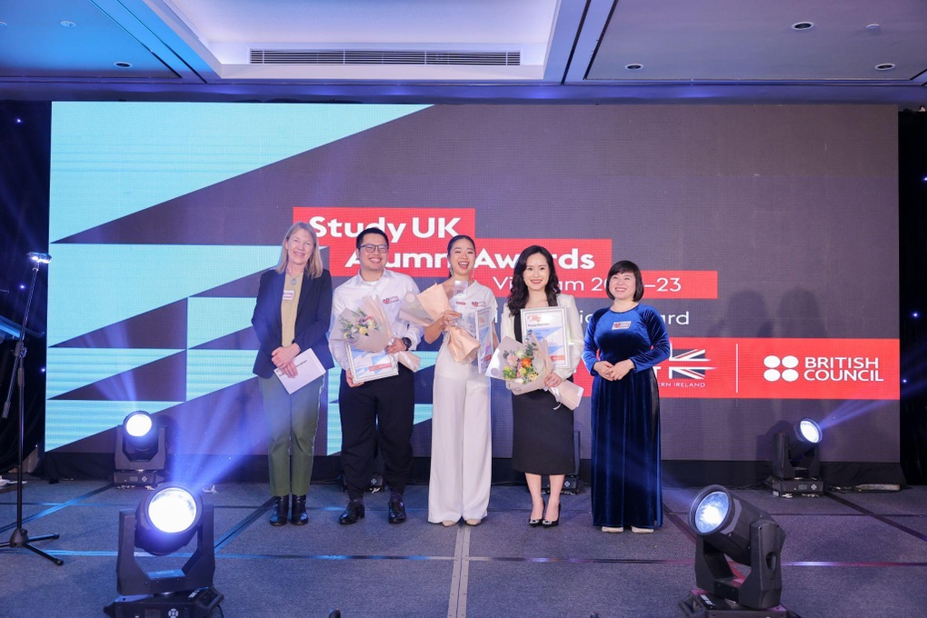 Vinh danh các cựu du học sinh Anh xuất sắc - 2 Vinh danh các cựu du học sinh Anh xuất sắc - 2