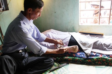 Lúng túng trong xử lý vụ “ôm xác vợ suốt 5 năm”