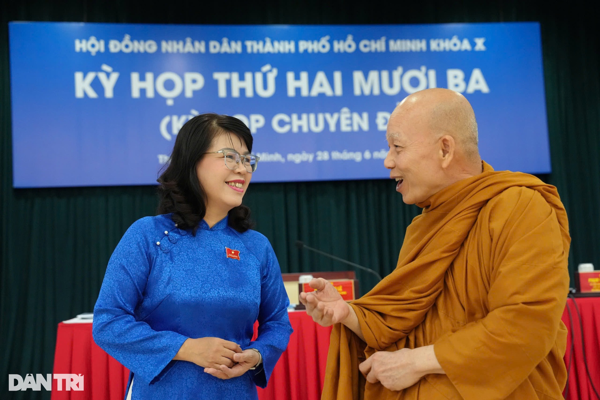 Kỳ họp lịch sử của HĐND TPHCM trước ngày hợp nhất tỉnh, thành - 2 Kỳ họp lịch sử của HĐND TPHCM trước ngày hợp nhất tỉnh, thành - 2