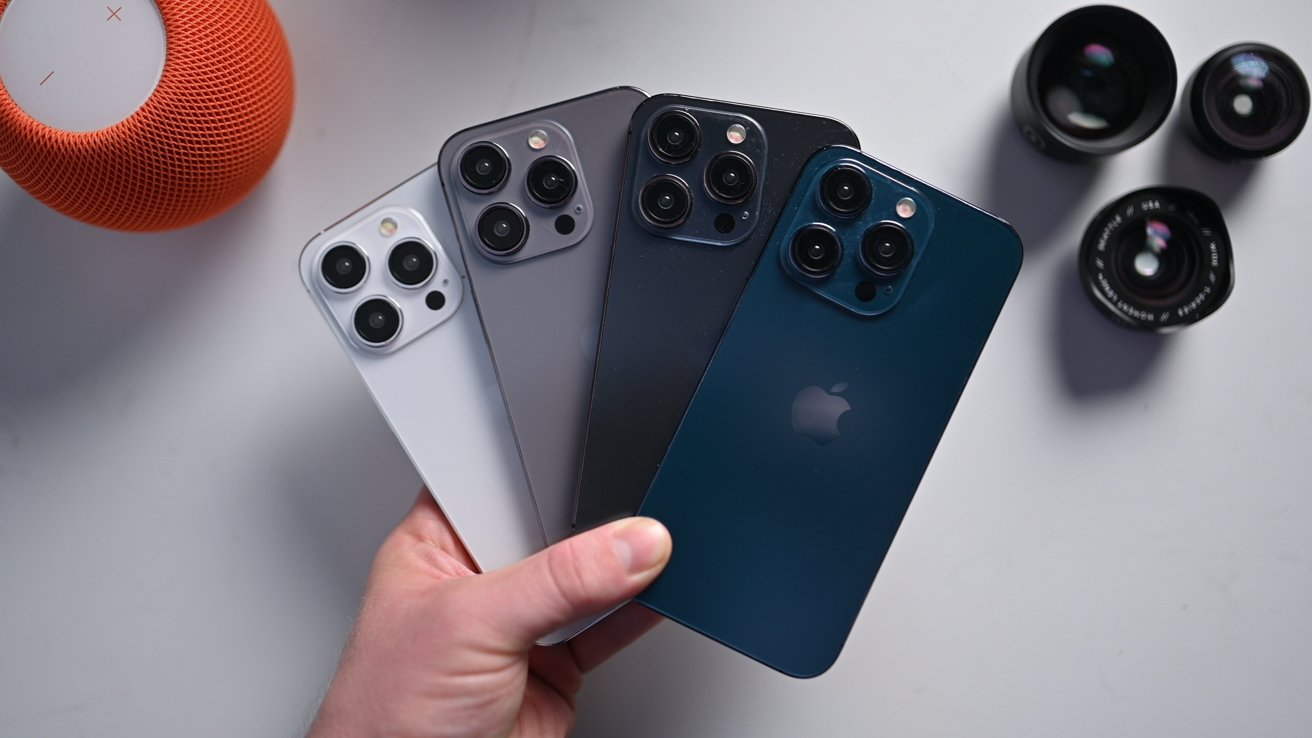 Ảnh mô hình mẫu cho thấy các tùy chọn màu sắc của iPhone 15 Pro (Ảnh: AppleInsider). Ảnh mô hình mẫu cho thấy các tùy chọn màu sắc của iPhone 15 Pro (Ảnh: AppleInsider).