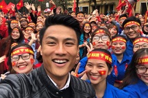 Cổ động viên lo sợ các tuyển thủ U23 Việt Nam gặp bất lợi vì thời tiết