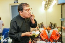 NSƯT Quang Thắng không phẫu thuật chiếc mũi to, tự nhận mình vô hại