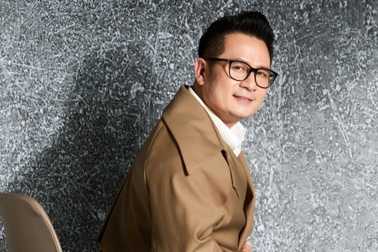 Bằng Kiều tự nhận xuề xòa, bật mí chuyện vào bếp khi ở nhà