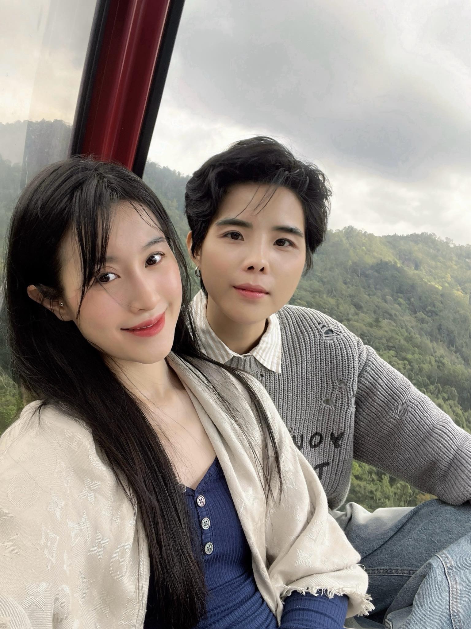 Vũ Cát Tường bên vũ công xinh đẹp: Cưng chiều bạn đời, cởi mở đời tư - 2 Vũ Cát Tường bên vũ công xinh đẹp: Cưng chiều bạn đời, cởi mở đời tư - 2