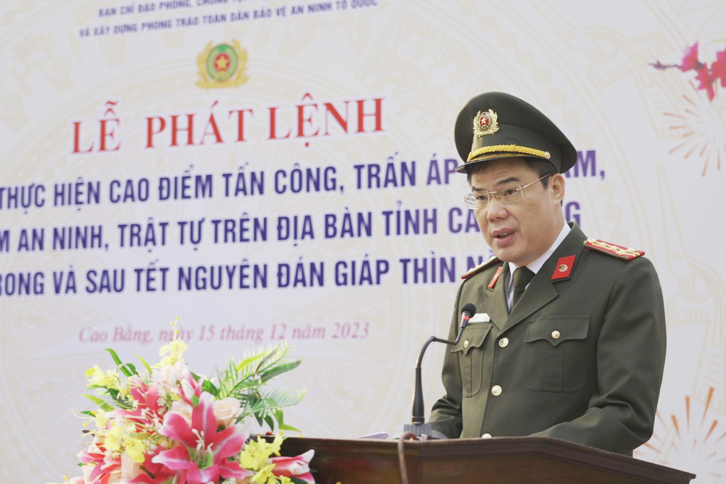 Giám đốc Công an Cao Bằng: Đánh trúng, đánh mạnh các loại tội phạm - 1 Giám đốc Công an Cao Bằng: Đánh trúng, đánh mạnh các loại tội phạm - 1