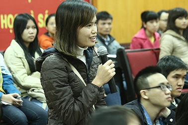 Sẵn sàng học nấu ăn, nhảy đầm để làm việc theo chuẩn "toàn cầu hóa"