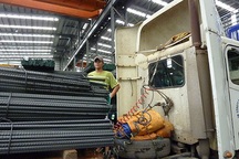 Ùn ùn nhập thép Trung Quốc