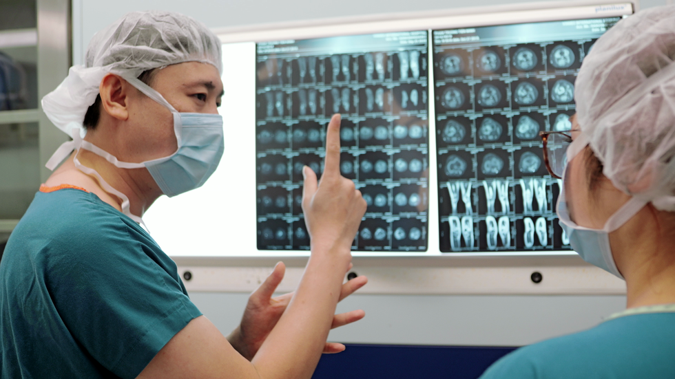 Tri ân “thế hệ vàng” cắm rễ sâu để đội ngũ kế cận thỏa chí vươn ra thế giới - 5