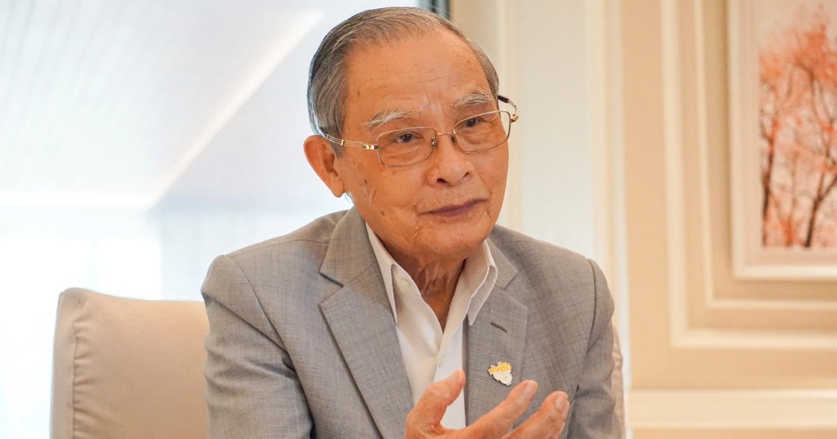 Nhà giáo giàu khát vọng và cuộc gặp lịch sử với Thủ tướng Võ Văn Kiệt | Báo Dân trí