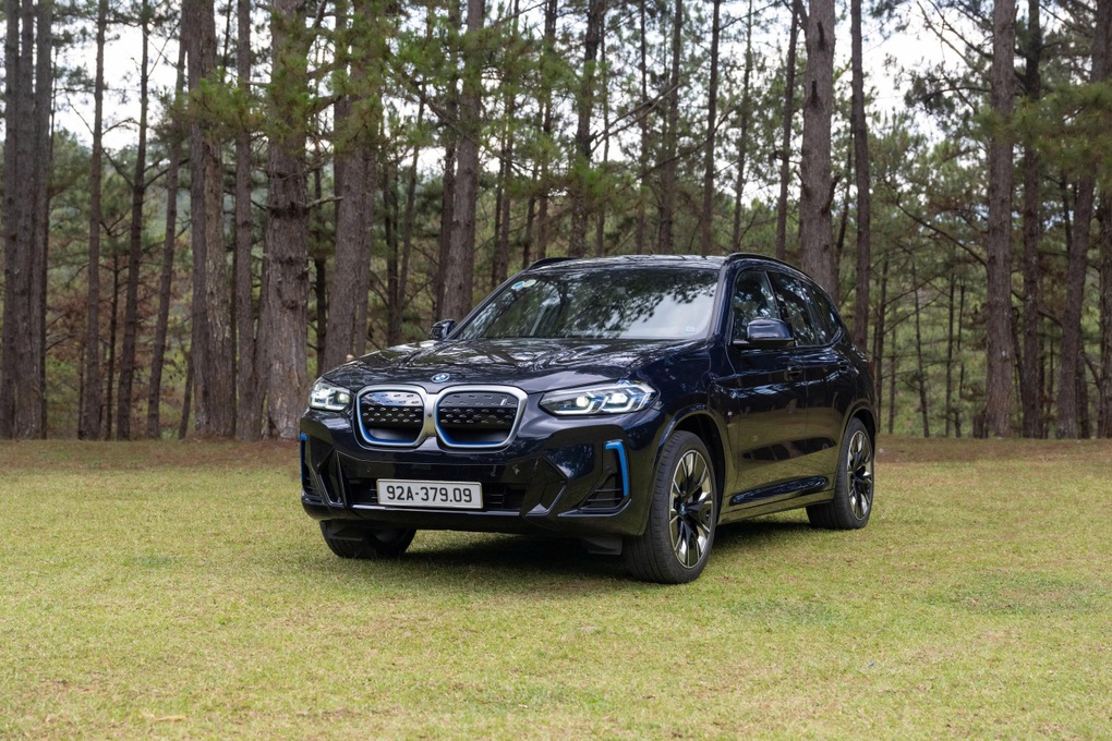 Cơ hội sở hữu BMW với ưu đãi hấp dẫn cuối năm - 2 Cơ hội sở hữu BMW với ưu đãi hấp dẫn cuối năm - 2