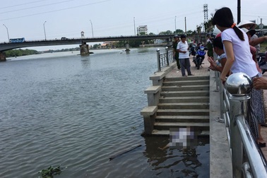 Người phụ nữ trung niên nhảy cầu tự vẫn