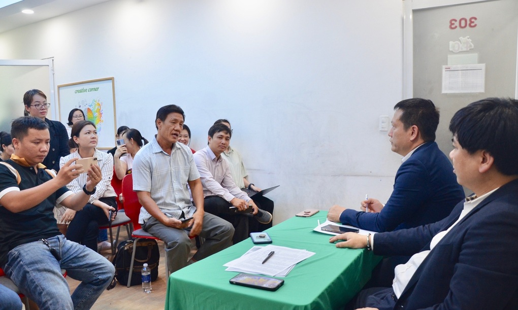 Shark Thủy hẹn tháng 4/2024 trả tiền, phụ huynh ở Apax Leaders phản đối - 4 Shark Thủy hẹn tháng 4/2024 trả tiền, phụ huynh ở Apax Leaders phản đối - 4