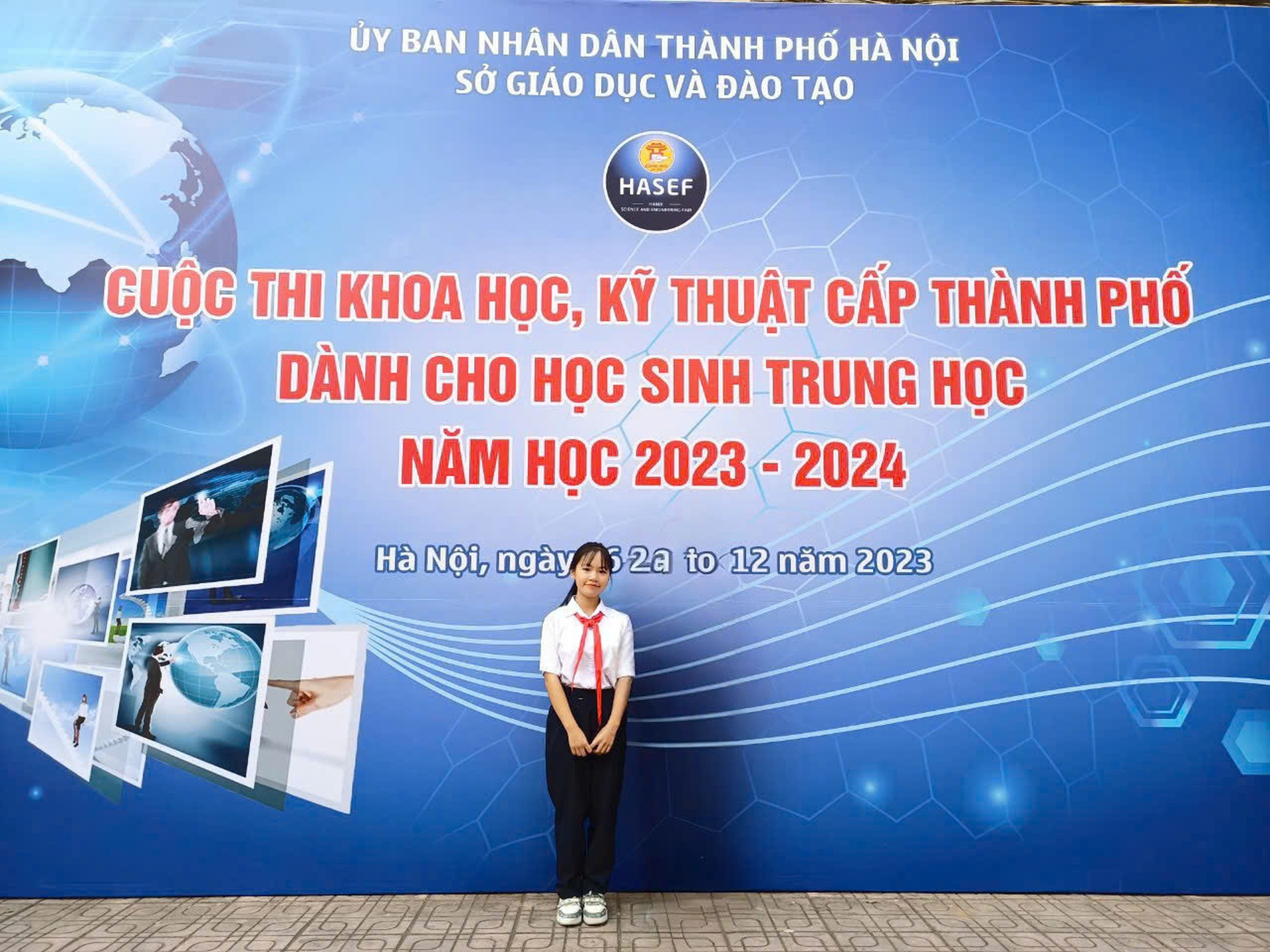 Nữ sinh trường làng đoạt học bổng Chuyên ngữ, thích tự học với AI - 4 Nữ sinh trường làng đoạt học bổng Chuyên ngữ, thích tự học với AI - 4