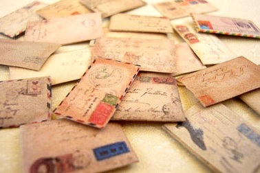 “Thắng lợi” từ việc viết thư cho những ngôi sao hết thời