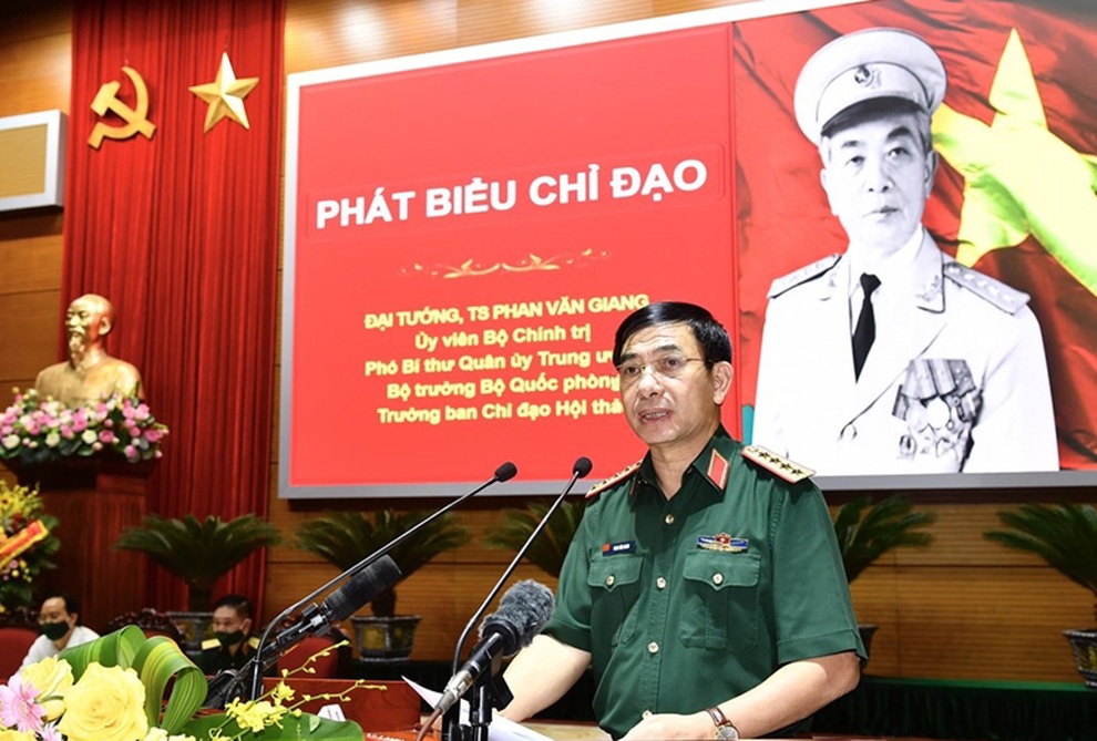 Đại tướng Võ Nguyên Giáp xây dựng quân đội từ con số 0 tiến lên hùng mạnh - 2 Đại tướng Võ Nguyên Giáp xây dựng quân đội từ con số 0 tiến lên hùng mạnh - 2