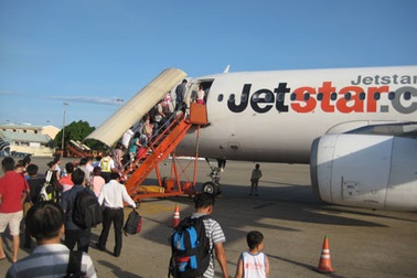 Máy bay Jetstar trục trặc kỹ thuật, hành khách chậm chuyến 4 tiếng