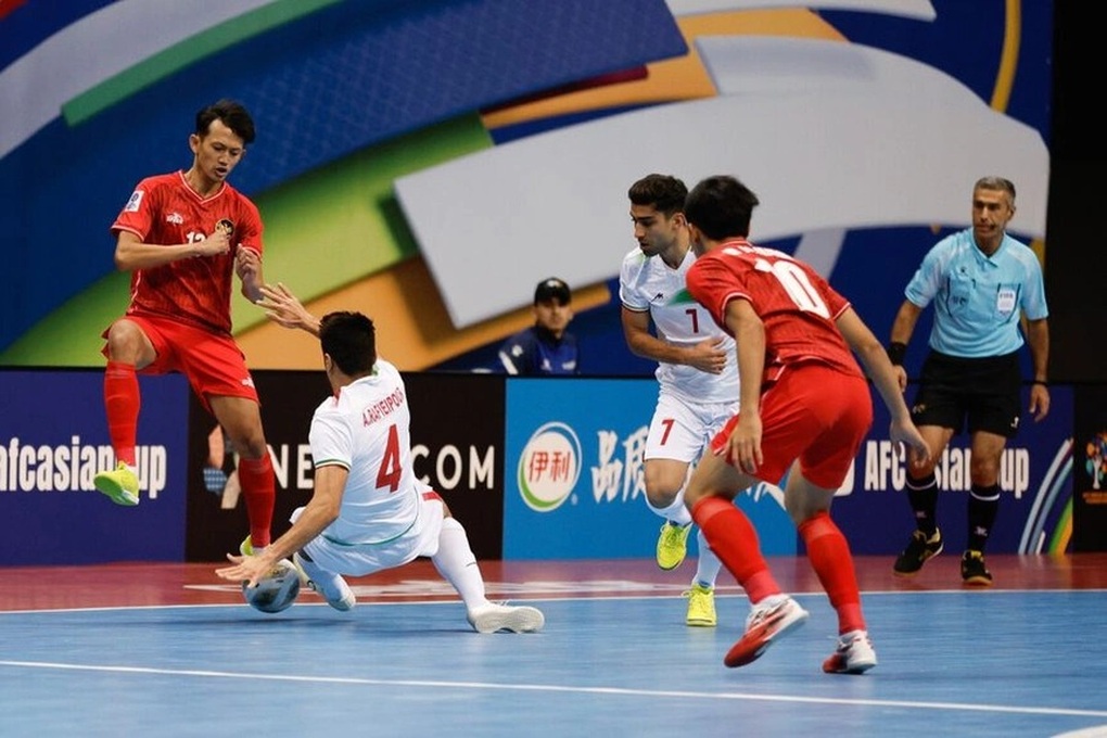 Indonesia thua đậm 0-5 trước Iran ở giải futsal châu Á - 1 Indonesia thua đậm 0-5 trước Iran ở giải futsal châu Á - 1