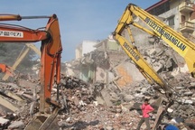 Bất cập thu hồi đất đai: Dân thì nghèo đi, một số người giàu lên nhanh chóng