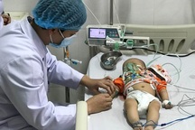 Bé 6 tháng tuổi bị co giật toàn thân, tiên lượng nặng vì viêm não
