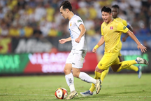 CLB Nam Định thua đậm Hải Phòng, cuộc đua vô địch V-League thêm hấp dẫn