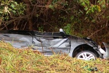 Gia đình qua đời trong tai nạn thảm khốc, bé trai sống sót lang thang suốt 48 giờ