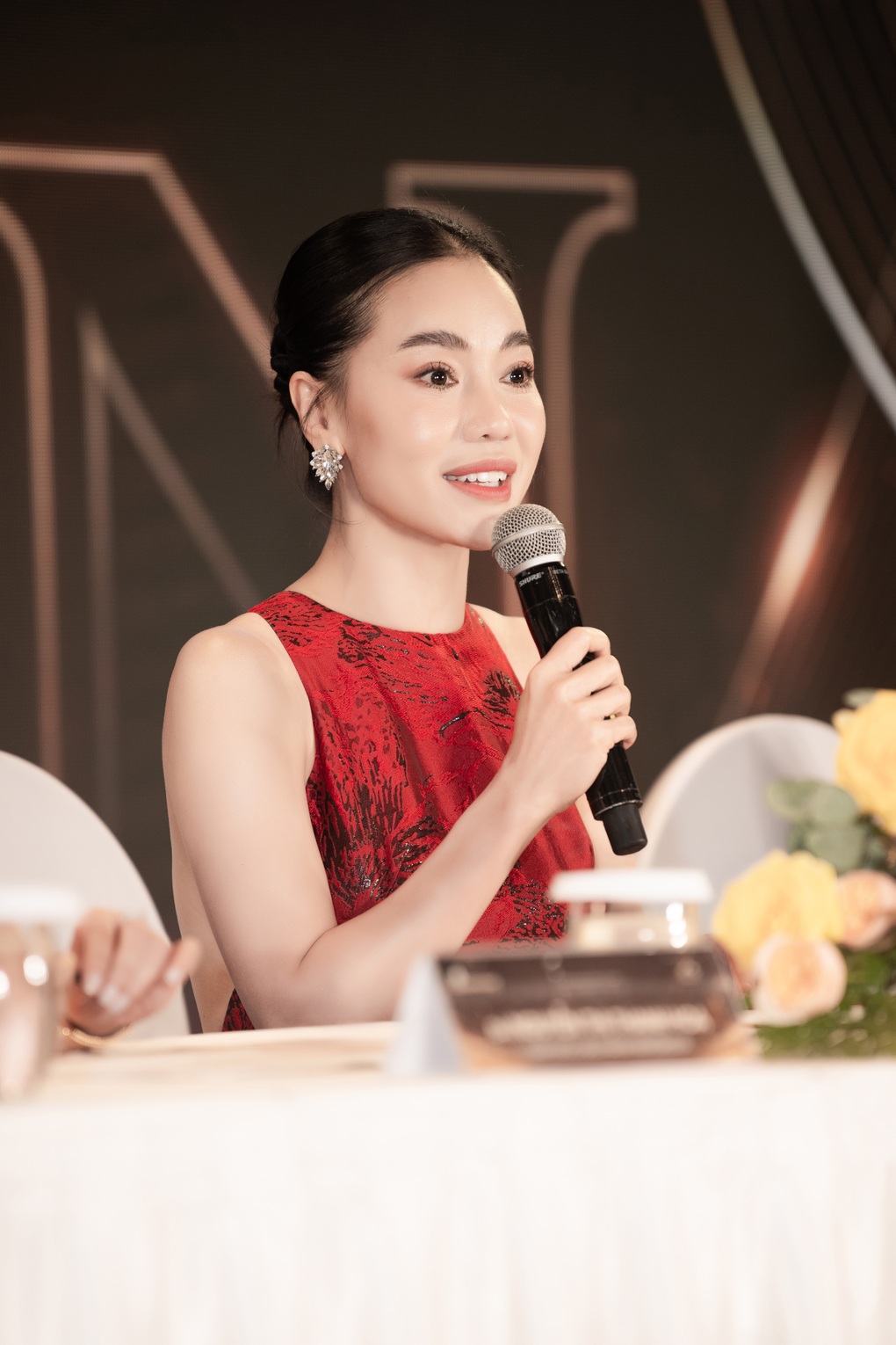 Vì sao không chọn Bảo Ngọc và Phương Nhi thi Hoa hậu Hòa bình Quốc tế 2022? - 2 Vì sao không chọn Bảo Ngọc và Phương Nhi thi Hoa hậu Hòa bình Quốc tế 2022? - 2