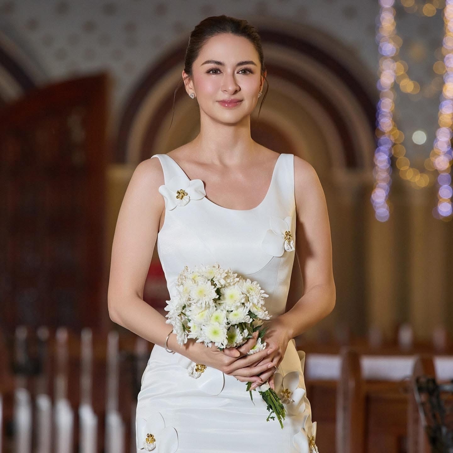 “Mỹ nhân đẹp nhất Philippines” U50 trẻ như đôi mươi, mê mẩn thời trang Việt - 6 “Mỹ nhân đẹp nhất Philippines” U50 trẻ như đôi mươi, mê mẩn thời trang Việt - 6