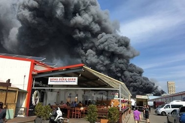 Nhiều người Việt mất trắng trong vụ cháy “chợ Đồng Xuân” ở Berlin