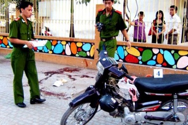 Giúp bố trả nợ, hai anh em giết người cướp của