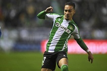 Real Betis của Antony mờ nhạt, các đội bóng lớn chật vật ở Europa League