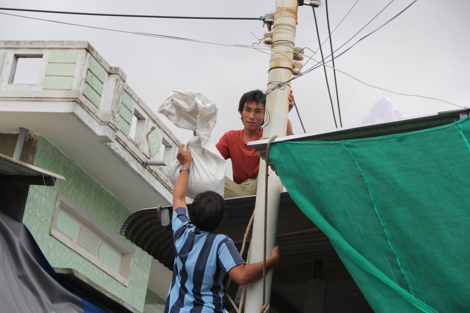Phú Yên: Yêu cầu người dân không lơ là, chủ quan đối với bão số 12 - 5 Phú Yên: Yêu cầu người dân không lơ là, chủ quan đối với bão số 12 - 5