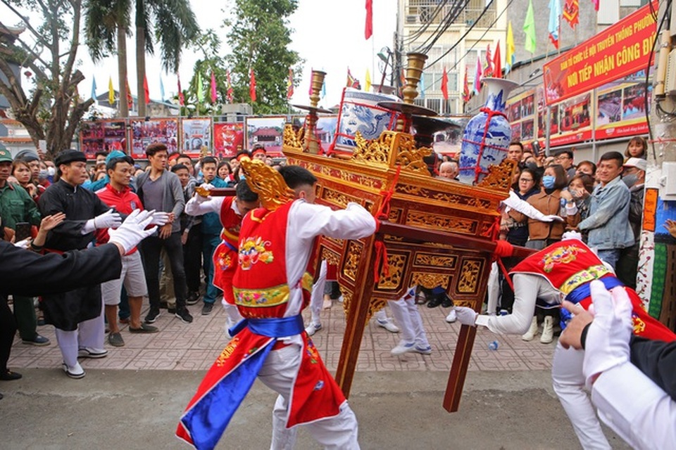Hà Nội: Dừng đón khách tham quan, hoạt động văn hoá tại di tích, danh lam thắng cảnh - 2 Hà Nội: Dừng đón khách tham quan, hoạt động văn hoá tại di tích, danh lam thắng cảnh - 2
