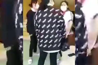 Nữ sinh bị 2 người nữ tấn công vào đầu bằng nón bảo hiểm