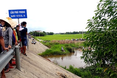 Tìm thấy thi thể cháu bé 27 tháng tuổi mất tích 1 ngày trước