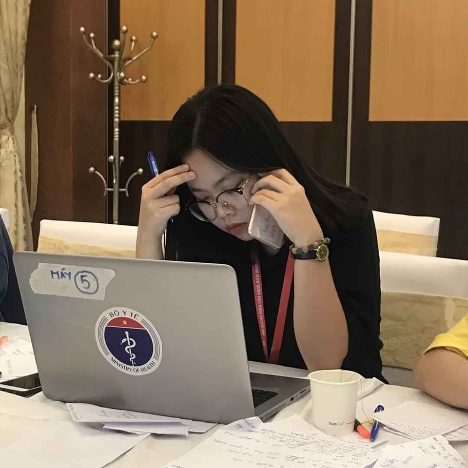 “Nhật ký chống dịch” của nữ sinh viên trong đội truy tìm dấu vết Covid-19 - 4 “Nhật ký chống dịch” của nữ sinh viên trong đội truy tìm dấu vết Covid-19 - 4