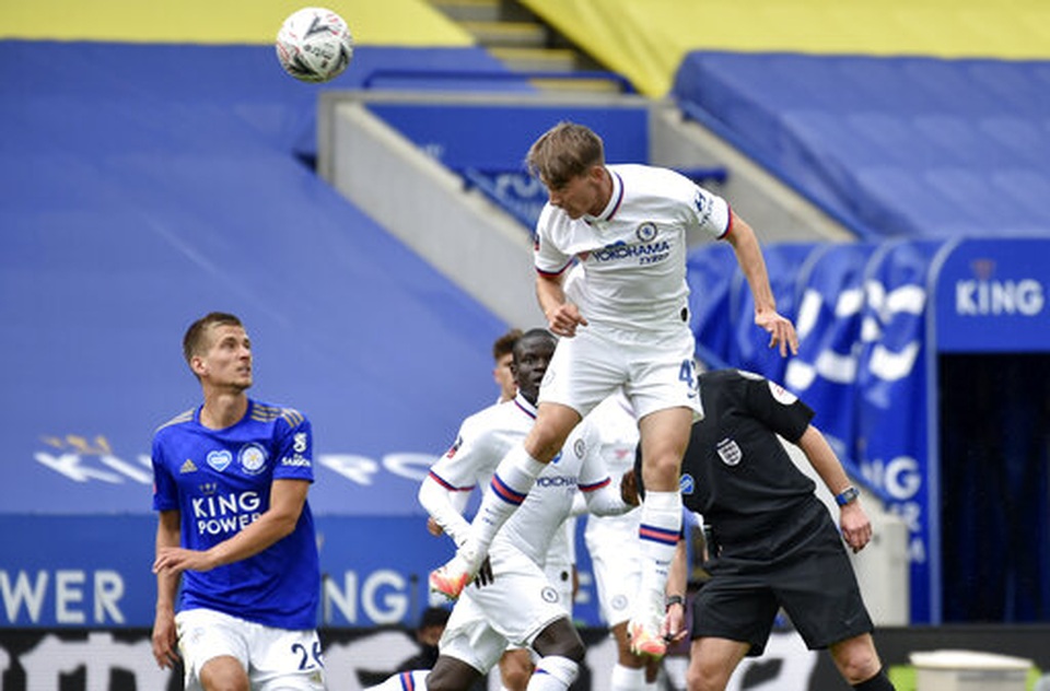 Leicester 0-1 Chelsea: Bàn thắng duy nhất của Barkley - 10 Leicester 0-1 Chelsea: Bàn thắng duy nhất của Barkley - 10