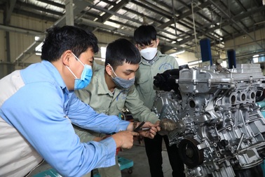 Kỹ năng giao tiếp và hợp tác là yếu tố quan trọng nhất của người lao động