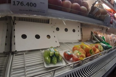 "Phải đảm bảo cung ứng hàng thiết yếu cho người dân cả nước"