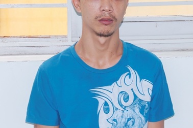 Đối tượng 5 tiền án vào tận buồng ngủ tháo trộm dây chuyền của trẻ nhỏ