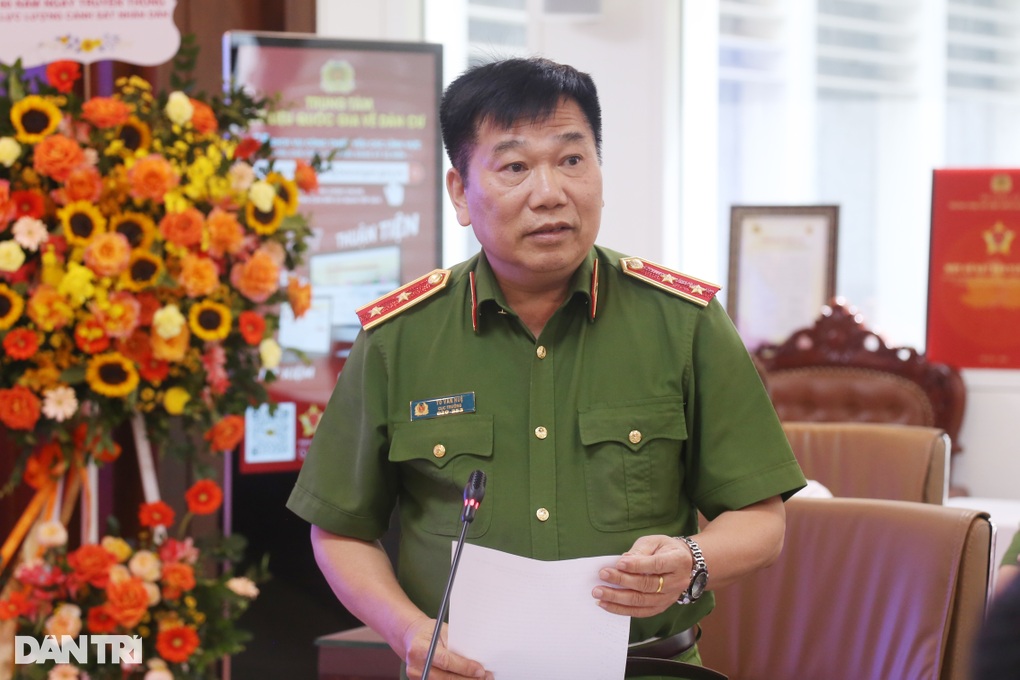 Có tài khoản định danh điện tử sẽ không cần mang thẻ căn cước - 1 Có tài khoản định danh điện tử sẽ không cần mang thẻ căn cước - 1